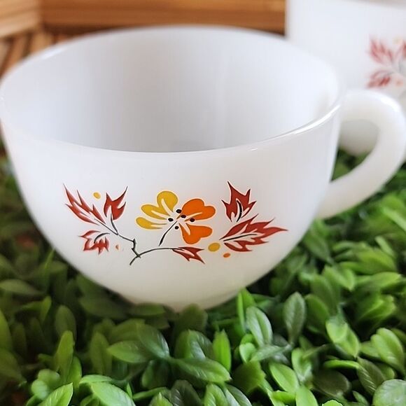 Set Of 3 Vintage MCM Federal Milk Glass Blossom Fall Cups - Picture 1 of 7